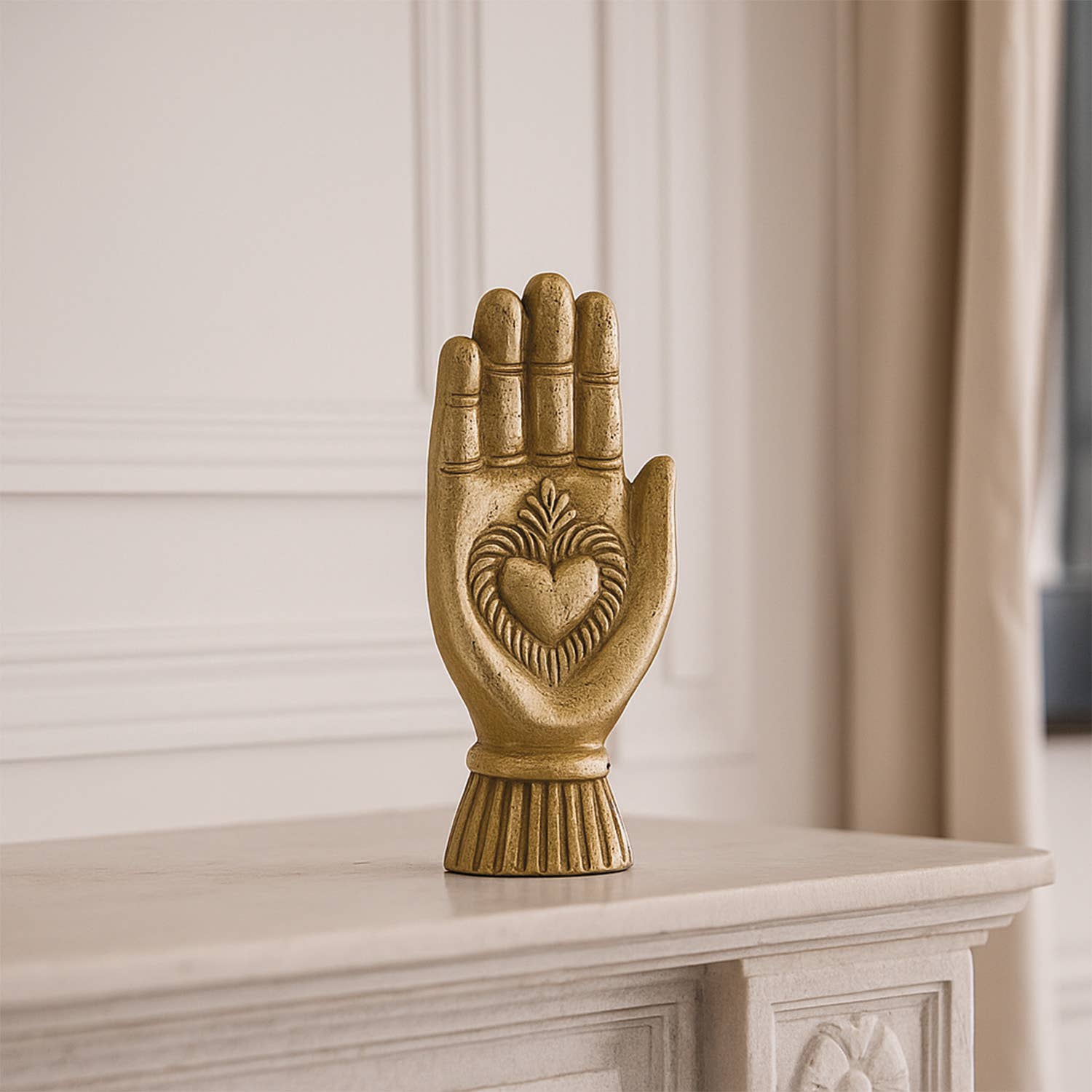 Main  ex-voto résine doré - Concept Store Royan