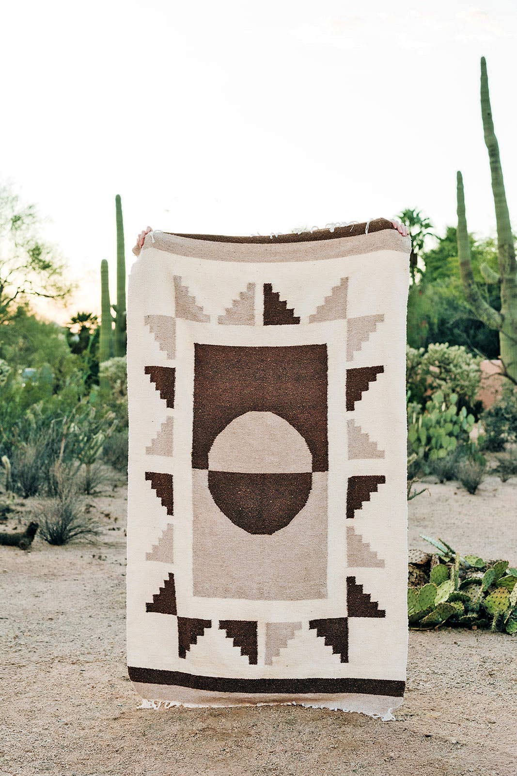 Plaid tissé main Jour et Nuit - Conceptstore Royan